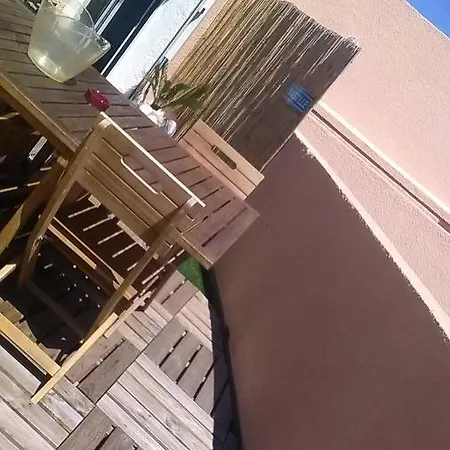 דירה T1 De Charme Terrasse Vue בנדול